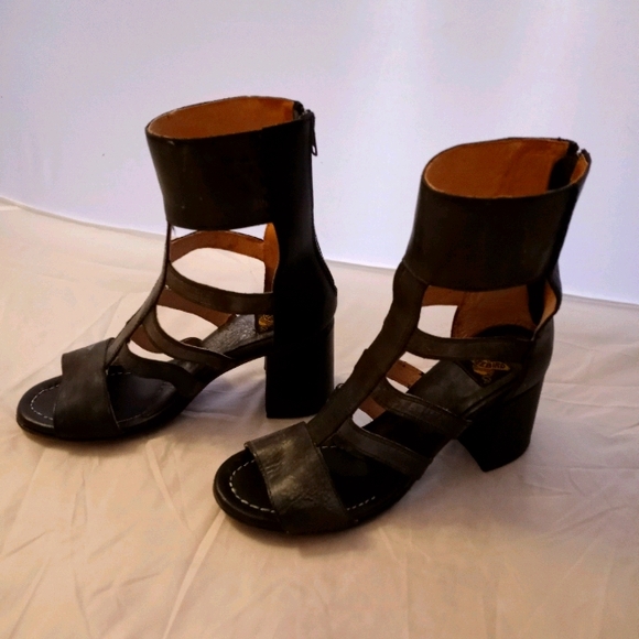 Freebird by Steven Shoes - FREEBIRD Shoes by Steve Raven size 10